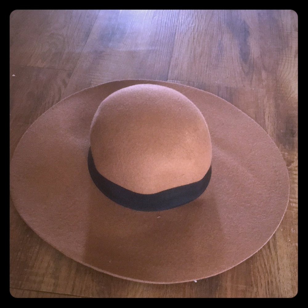 Forever 21 hat